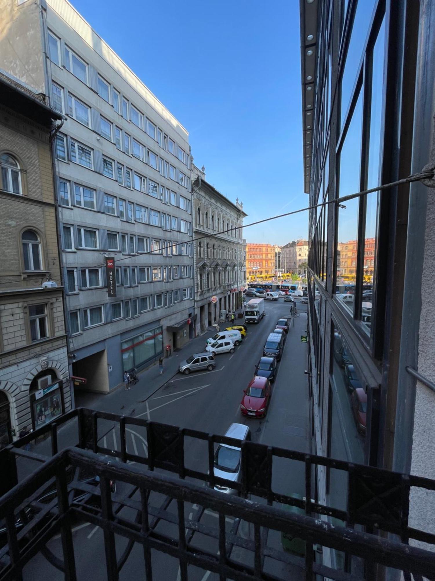 Daisy Apartments In The Inner City Budapest Exterior foto